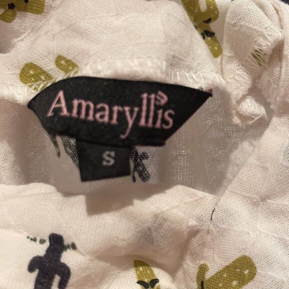 Amaryllis peasant off white cactus print top Sz S - Picture 4 of 8